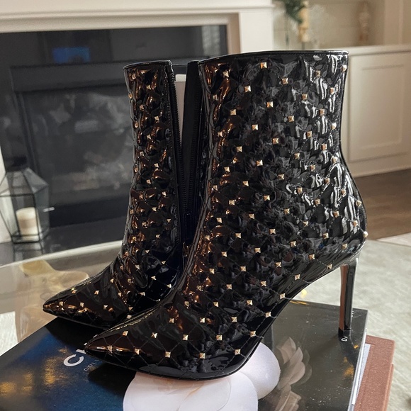Valentino Rockstud Ankle Boots - Picture 1 of 6